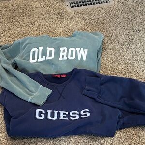 2 for price of 1old row is a sm fits like a med guess is a med fits like a med